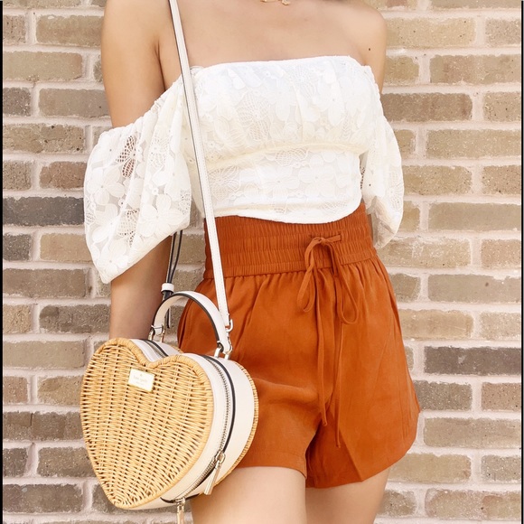 Kate Spade Love Shack Wicker Heart Crossbody Neutral Parchment - Picture 5 of 11